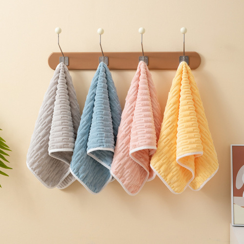Hanging Towel Hand Towel Children Coral Fleece Small Square Towel Thick Soft Absorbent No Shedding