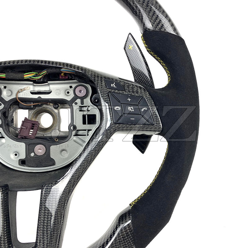Suitable for Mercedes-Benz GLA-class CLS-class CLA45W204W176W218W219 steering wheel carbon fiber modification