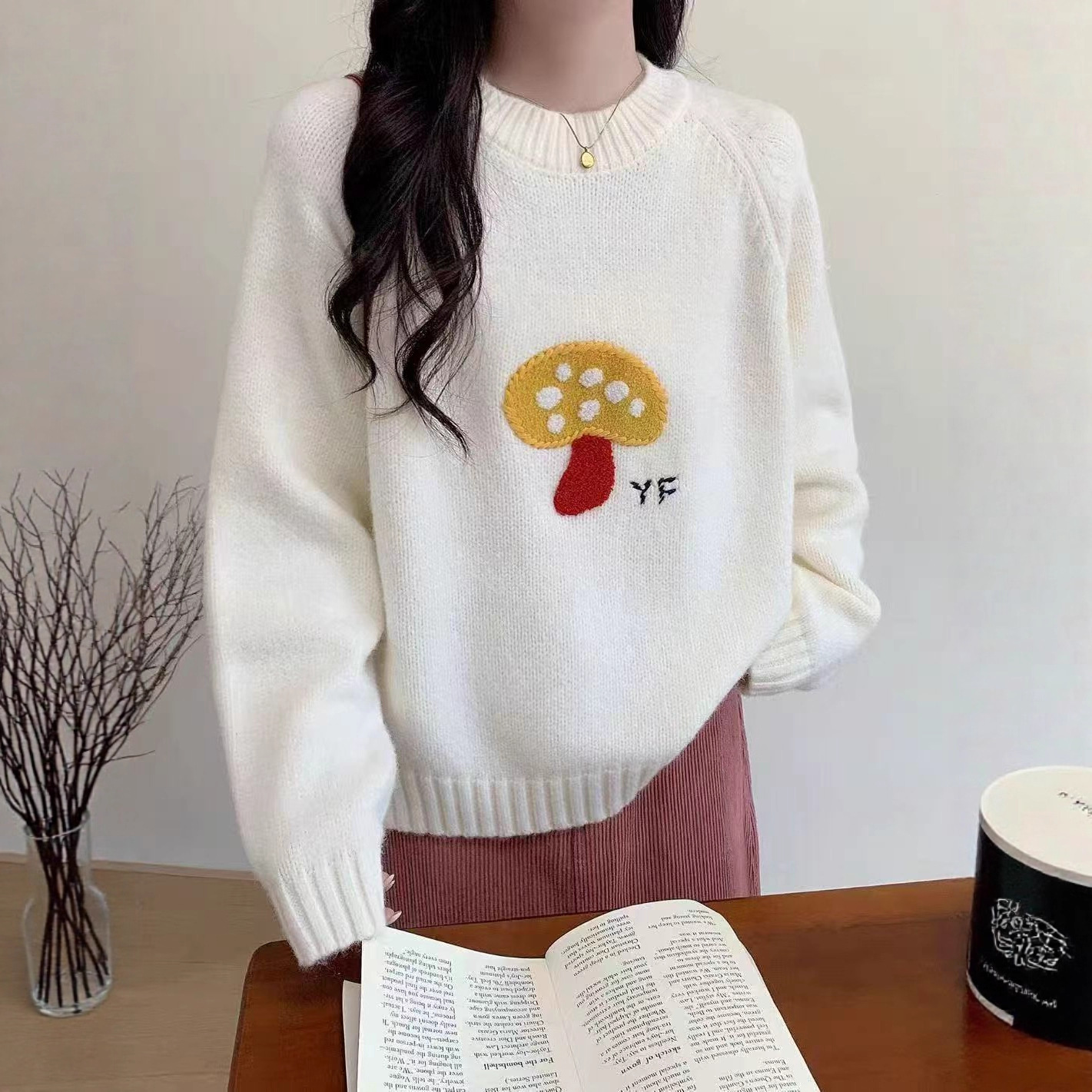 Korean Round Neck Pullover Knitwear for Women in Autumn and Winter Loose Embroidered Cartoon Letters Thickeneded Sweet Outer Knitwear Top