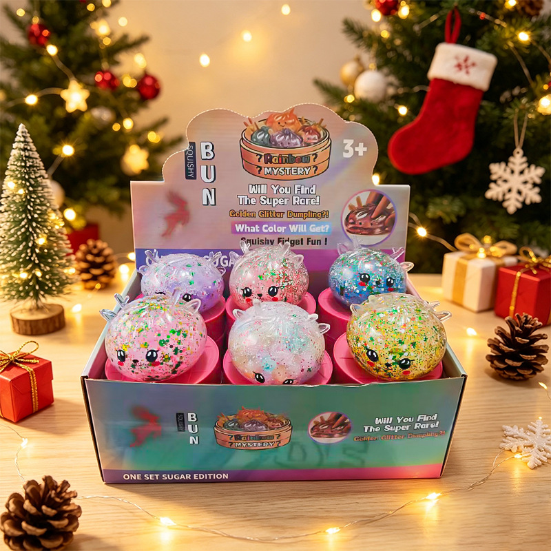 Christmas reindeer buns 8.5cm - single, random design [order 12 for display box]