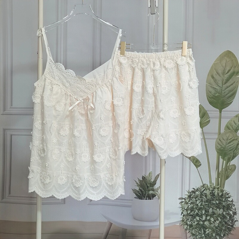 Sling and Chest Pad Pajamas Women's Summer New French Style Heavy Industry Embroidery Sweet Chanel Style High-grade Home Clothes suit