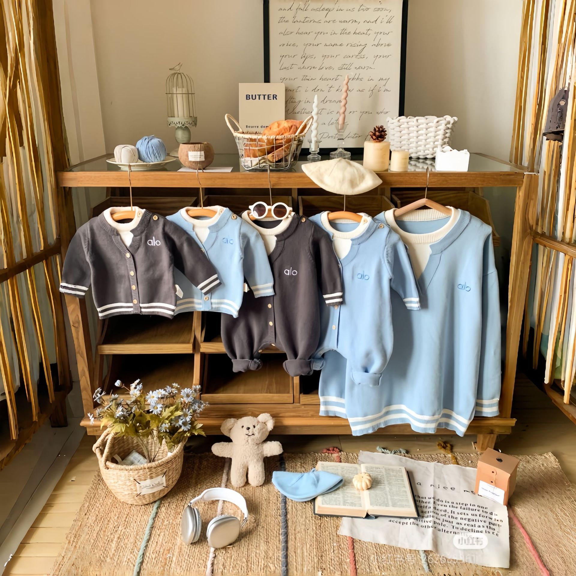 2025新款亲子装母子母女秋冬装洋气一家三四口毛衣假两件婴儿爬服