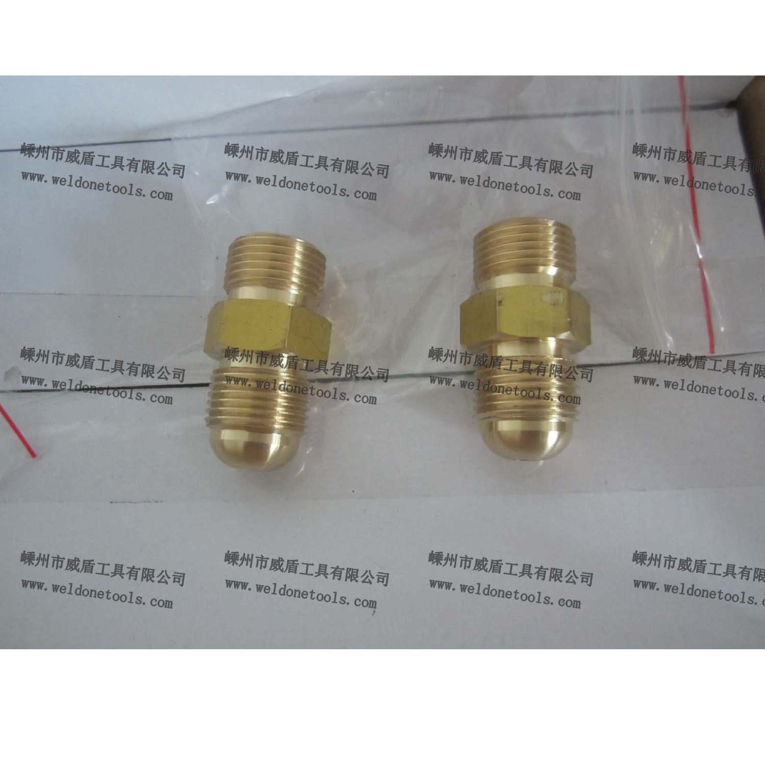 螺纹转换器 内螺纹转换为外螺纹 CGA540内螺纹转为G5/8外螺纹