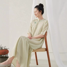 时尚休闲套装;连衣裙;女式衬衫