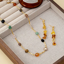 项链;耳环;手链