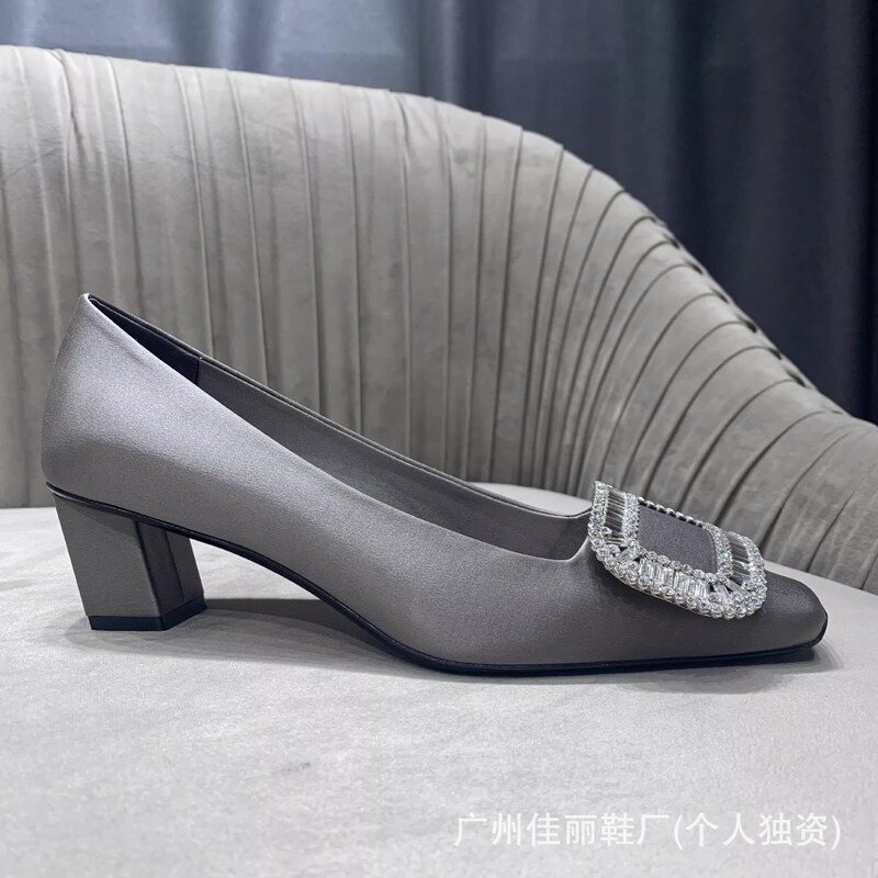 rv 新しいシルクサテンラインストーンスクエアバックル浅いミッドヒールスクエアトゥシングルシューズ女性の結婚式の靴厚いヒールファッションシューズ宴会靴|undefined