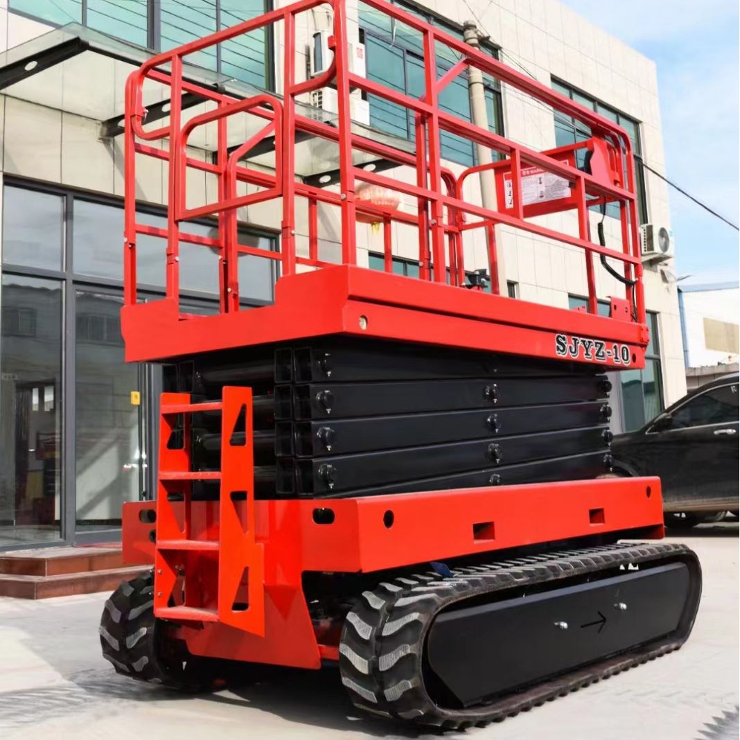 履带式升降作业平台 移动履带式升降台高空作业车 履带式升降机