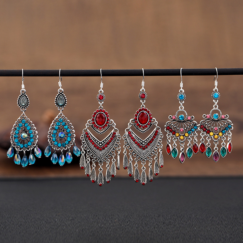 Retro universal fashionable ethnic earrings