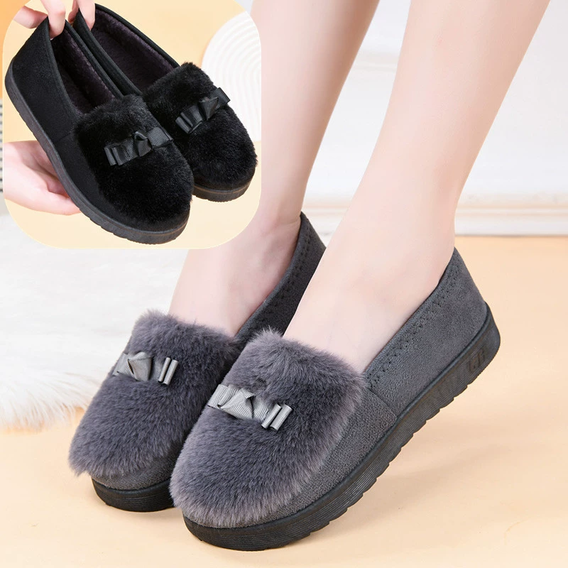 Old Beijing cotton shoes for women in winter plus velvet and thickening for the elderly to keep warm and fashionable soft-soled non-slip mother's cloth shoes plush and bean shoes