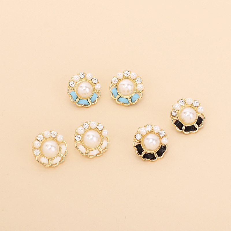 7g Weight Earrings Classification Wedding, Travel Occasion Women'S Gender White, Blue, Black Color Retro Geometric Flower Pearl Rhinestone Earrings 5