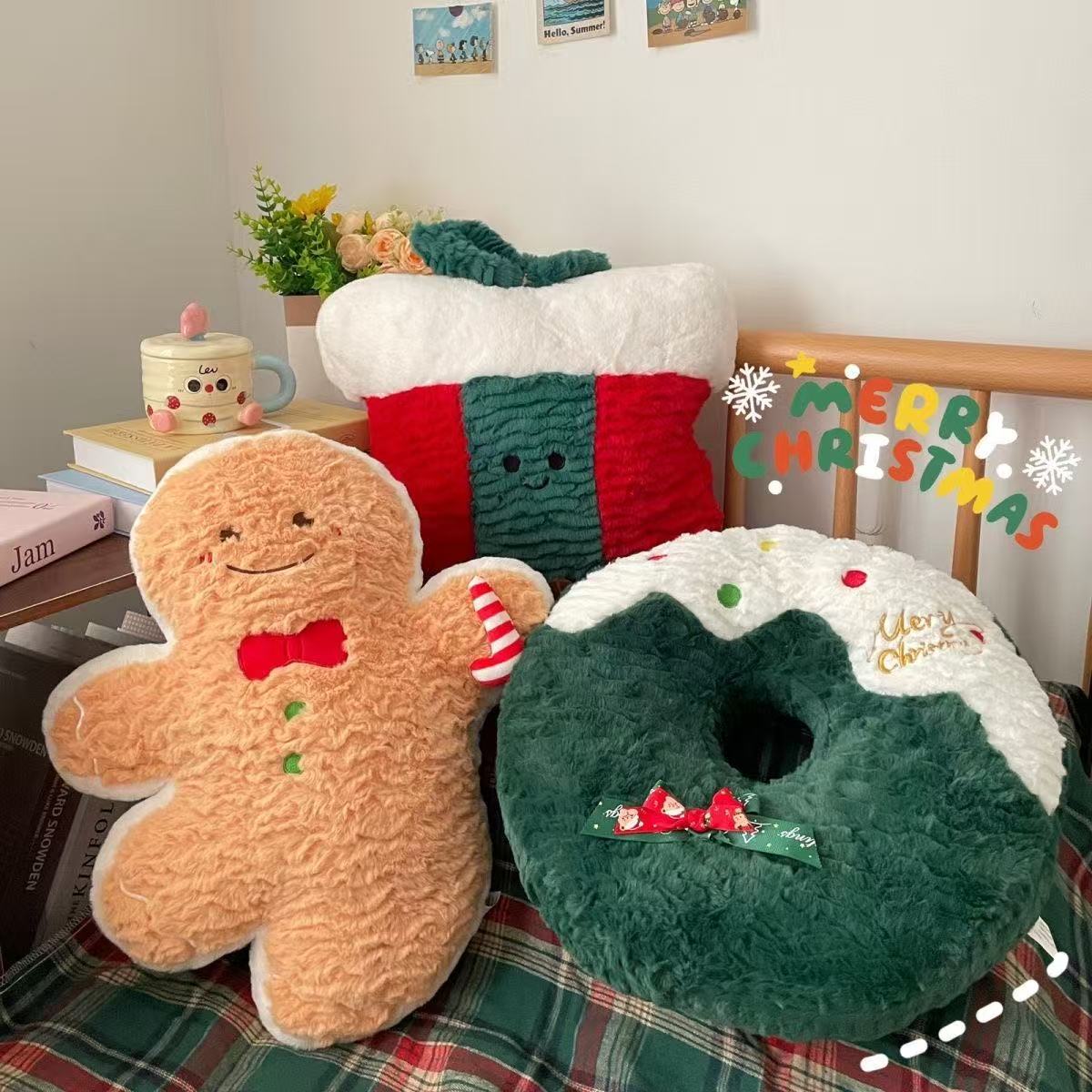 Colorful Holiday Christmas Pillows, Christmas Trees, Gingerbread Men Plush Dolls, Christmas Gifts, Christmas Decorations, Cross-Border
