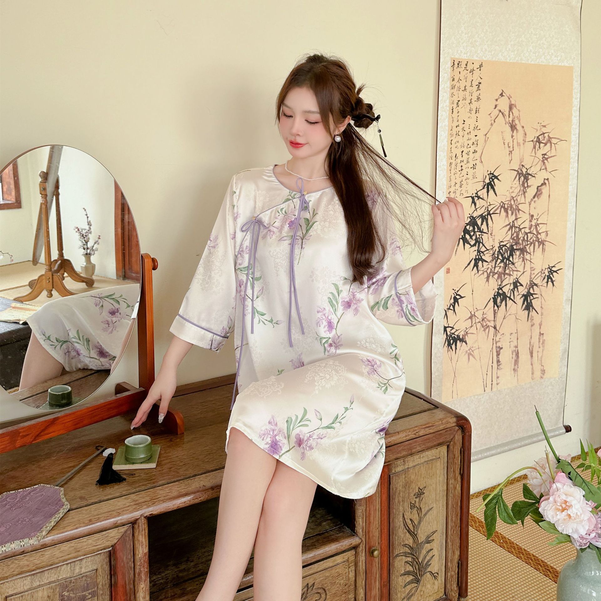 여성을위한 새로운 중국 스타일의 나이트 드레스 봄과 가을 부드러운 피부 친화적 인 가정은 여성을위한 고대 스타일의 클래식 잠옷을 세트 여름 겉옷