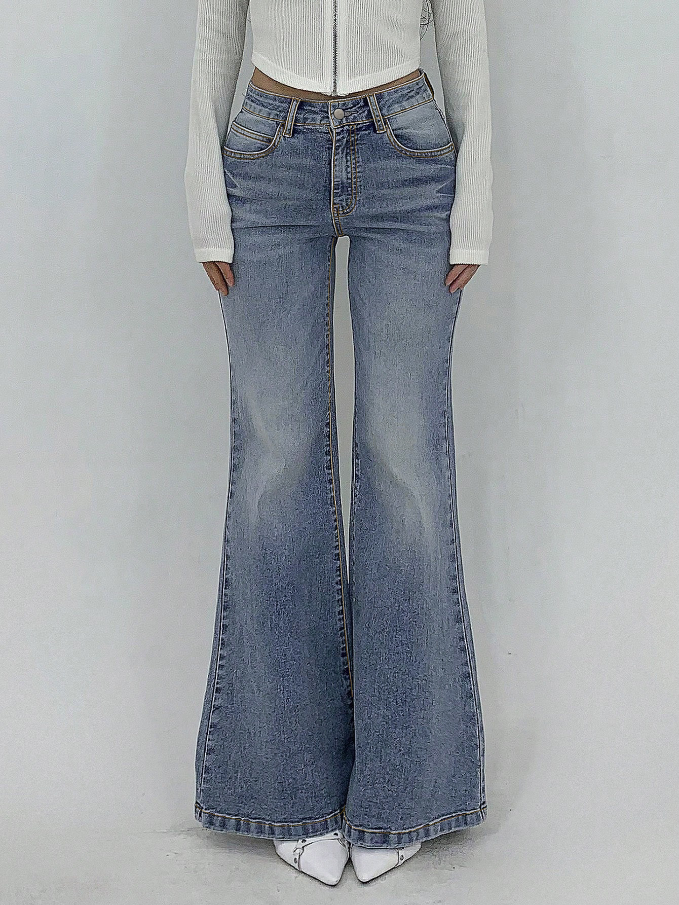 Women's Clothing High Waisted Flared Jeans, Street Style, Stretchy Slim Fit, With Pockets, Slightly Flared._ecoleips.com