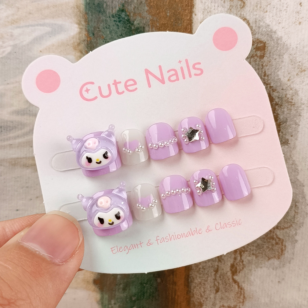 Pegatinas de uñas de alta gama con forma de estrella de cinco puntas, piezas de uñas infantiles con diseño de Kuromi, 10 piezas de uñas para niños con pedrería.
