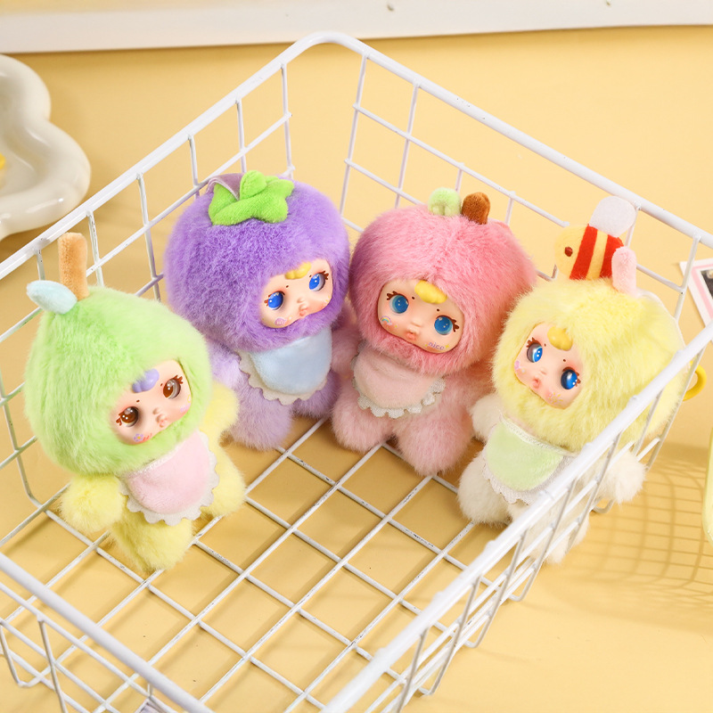 Juego de moda creativa Duduhui Dream Zoo con hebilla colgante caja ciega de felpa corazón de niña decoración de escritorio al por mayor