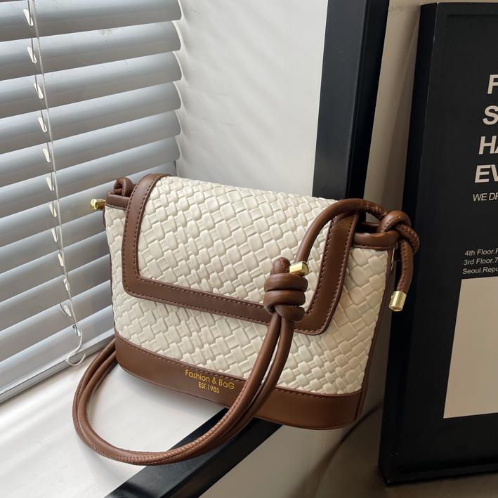 Nicho Zhong color de contraste universal bolso pequeño cuadrado para mujeres 2025 nuevo estilo universal simple hombro brazalete empalme textura bolso de mujer