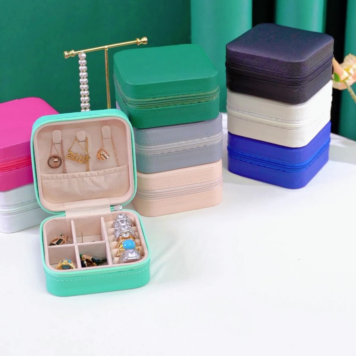 Alhajero Mini Cuadrado de Cuero PU para Viaje y Anillos image 5