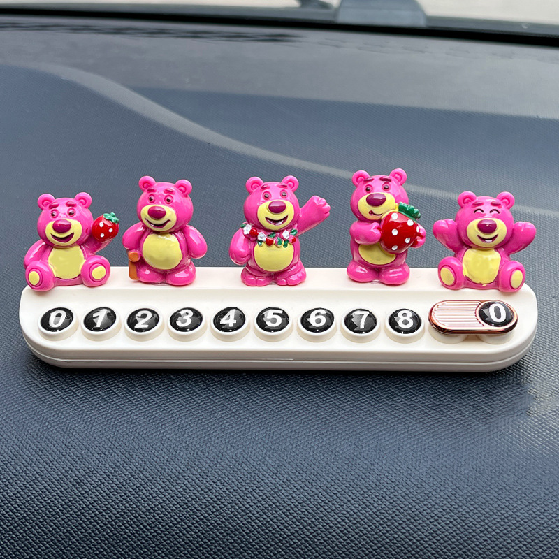 Strawberry Bear Auto Número de estacionamiento temporal Modelo femenino lindo Coche móvil Tarjeta de teléfono Decoración del coche Decoración del coche