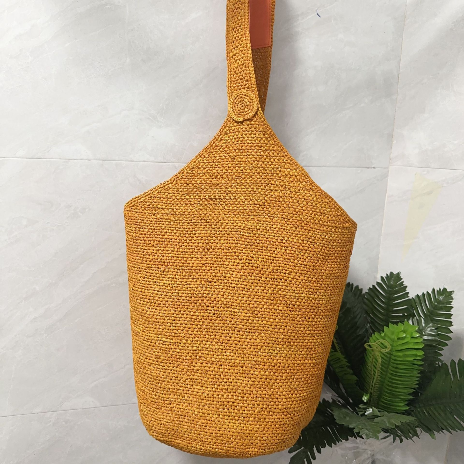 Japanese And Korean Style Bucket Bag Hand-Woven Raffia Straw Bag For Women Summer Beach Travel Shoulder Bag - Thumbnail 4