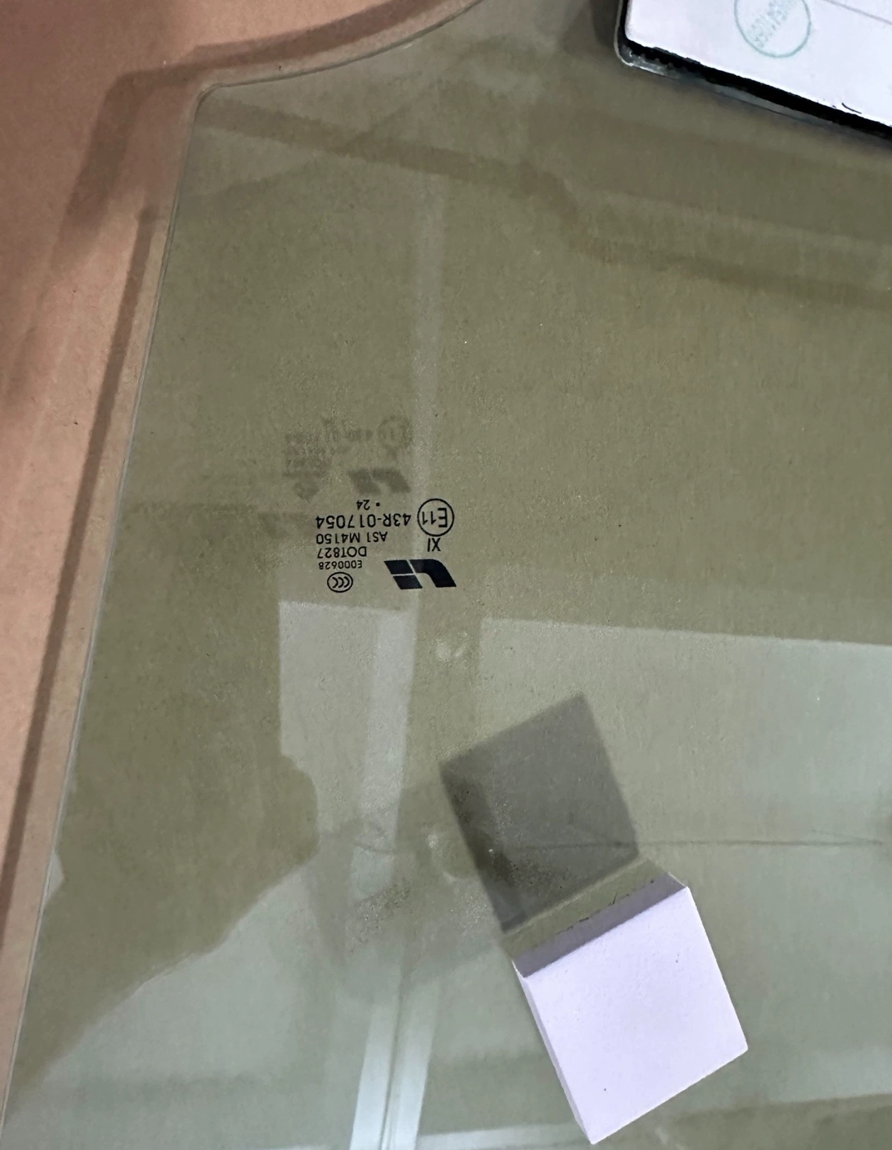 L6 Door Glass L6 Sunroof Glass L7 L8 L9 Front Glass Sunroof Glass Others
