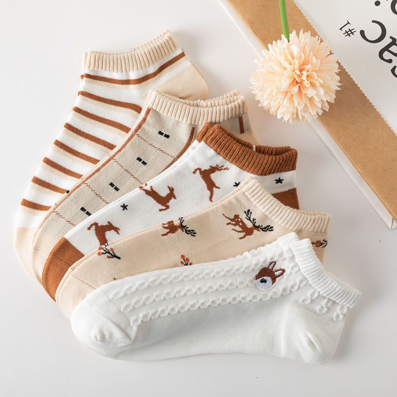 Women's Socks Spring and Summer Thin Socks Student Sports Boat Socks Sweat-Absorbent Breathable Ins Trend Versatile Short Socks