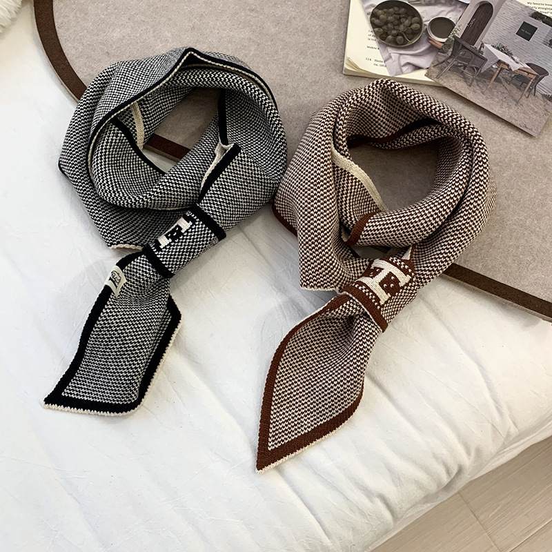 Bufandas de lana de punto de invierno coreana caliente para mujeres pequeñas orejas de color plano corto cuello pequeño bufandas de cuello