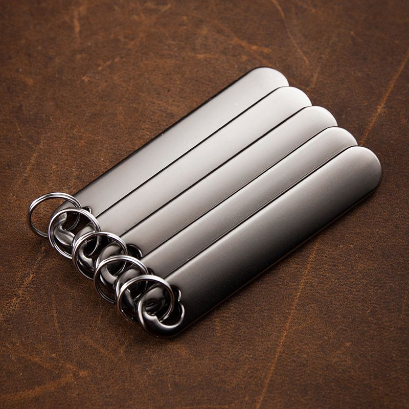 [Tarjeta de letras] Número de letras anti-perdido personalizado llavero de marca anillo de cadena de coche personalizado creativo adornos de pareja