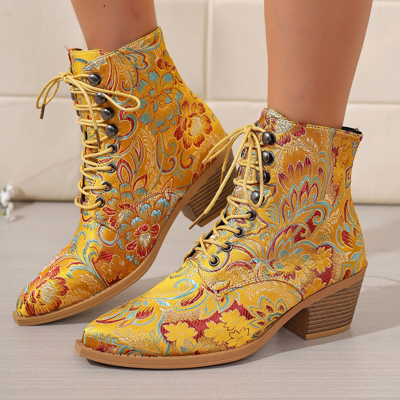 European and American Large Size Embroidered Thick Heel Short Boots Pointed Toe Lace-Up High Heel Boots Women's Shoes Fashion Boots Cross-Border New Chelsea Boots