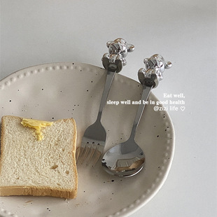 ins high-looking bear stainless steel spoon fruit fork cartoon children baby spoon Internet celebrity tableware spoon Fork suit
