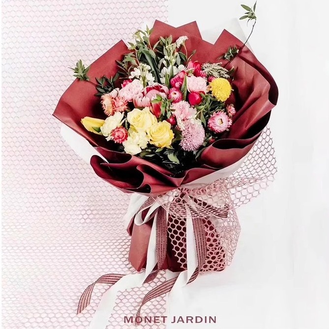 Fábrica de fiestas de flores al por mayor nuevo hueco redón agujero de malla de embalaje de flores de color sólido hilo de malla de embalaje