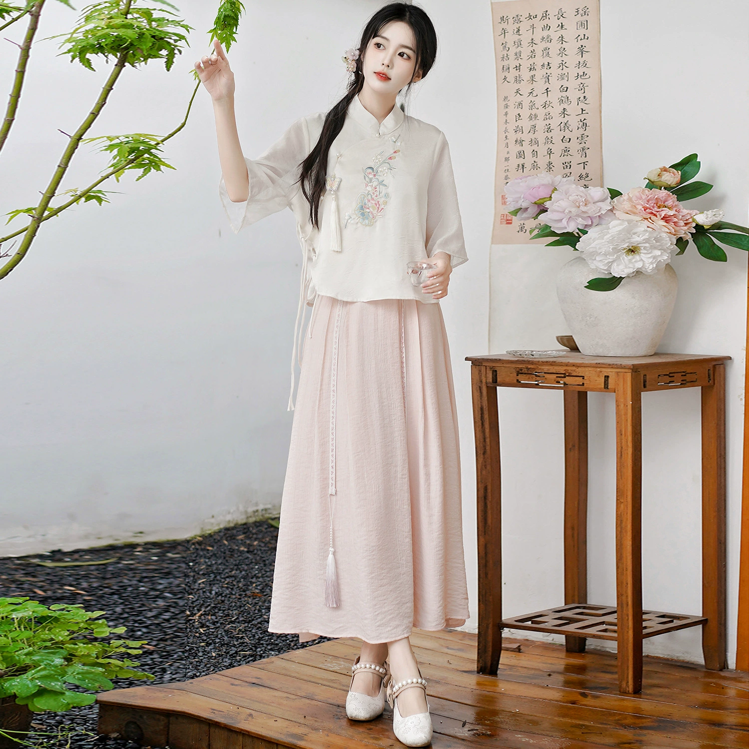 Новый китайский стиль улучшенный костюм в стиле династии Хань юбка 2025 новый летний популярный вышитый костюм Тан чайный костюм
