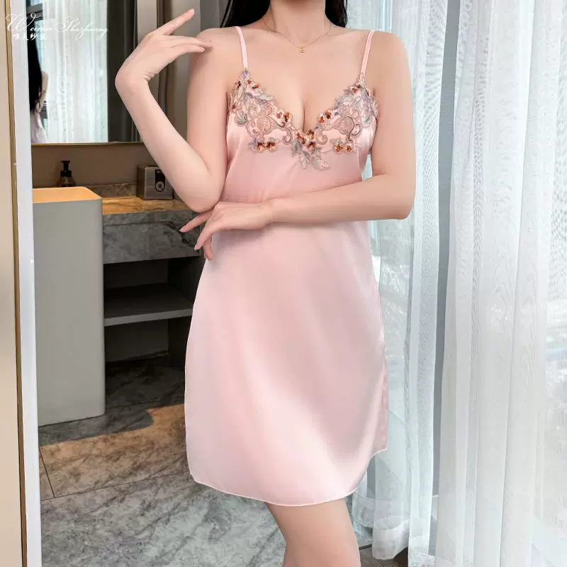 唯美纱新款女夏季冰丝吊带睡裙五彩蕾丝刺绣缎面性感纯欲家居服