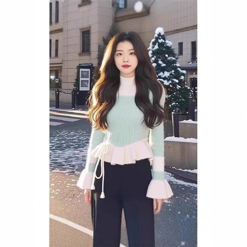 French Winter High-end Design Sense Knitted Top Stitching Super Good-looking Slim Elegant Gentle Style Elegant Sweater