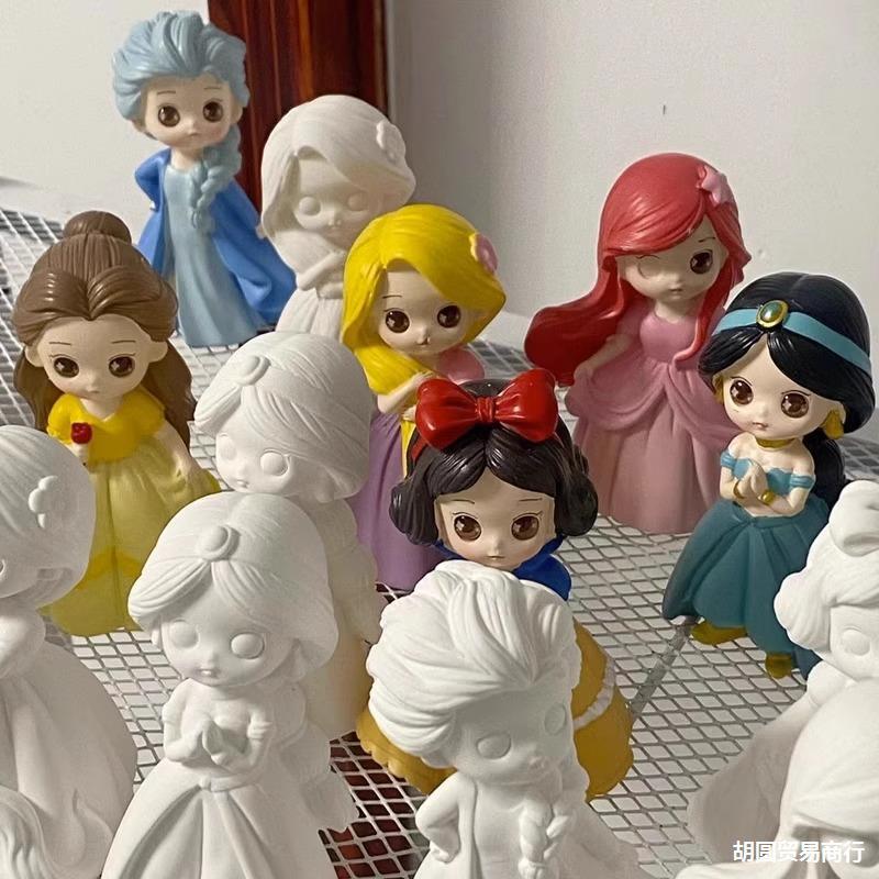 Children's plaster doll hand-painted graffiti princess DIY painting white blank 3D toy doll with gloss coating