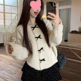 韩系白色蝴蝶结毛衣外套女秋冬设计感小众针织开衫超好看短款上衣