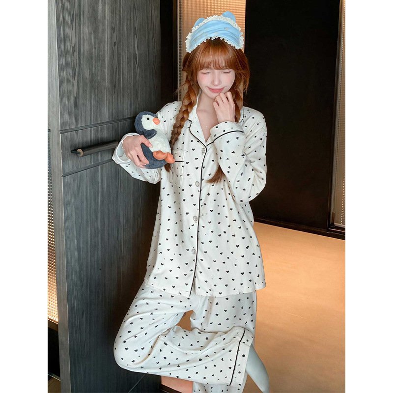 Autumn and winter 150cm petite women's fleece pajama set with long sleeves and long pants, suitable for wearing as outerwear, warm loungewear Autumn and winter 150cm petite women's fleece pajama set with long sleeves and long pants, suitable for wearing as outerwear, warm loungewear