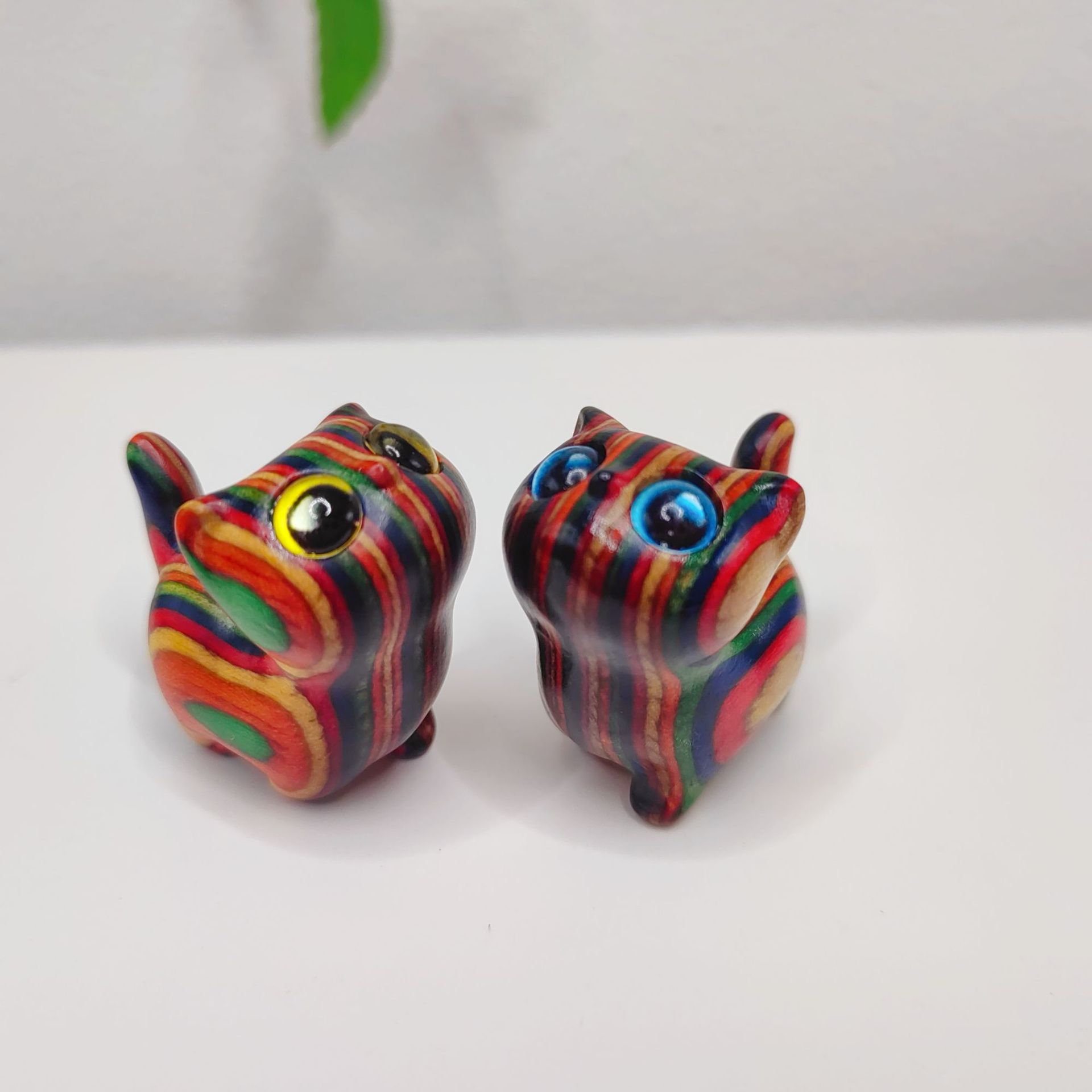 彩虹猫雕刻好奇猫手把件摆件汽车摆件雕刻动物创意简约生日礼物