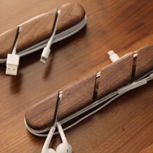 �ں��Ҍ�ľ����̾������������̶����C���A늾��ռ{������������