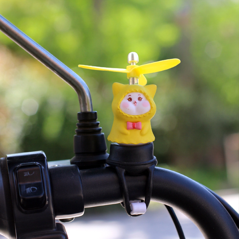 Lindo molino de viento bicicleta bicicleta eléctrica decoración de motocicleta patito decoración de coche celebridad de Internet animal de dibujos animados