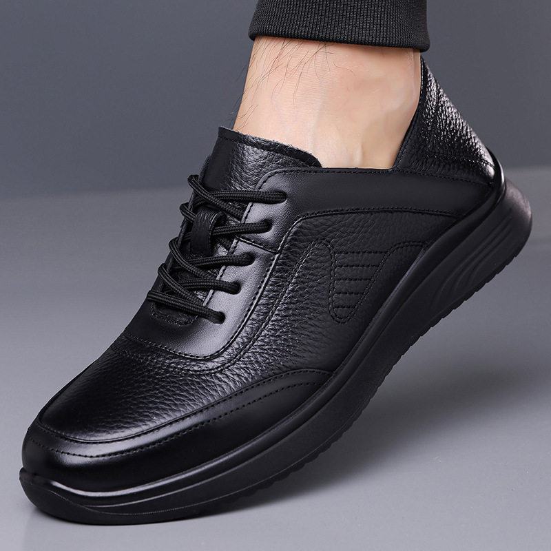 Giày lười nam da bò thật mũi tròn đế mềm chống trượt, kiểu slip-on nhẹ chân — D7913 Đen