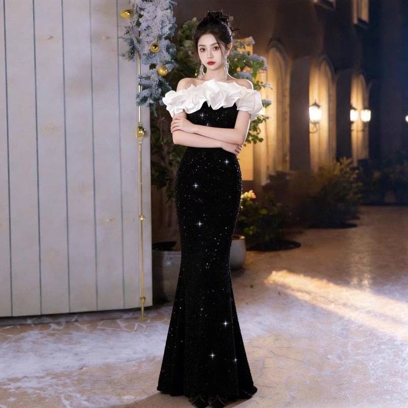 French-Style One-Shoulder Black Sequin Gown for Women, Elegant Fishtail Long Dress for Hostess, Birthday Party Evening Dress French-Style One-Shoulder Black Sequin Gown for Women, Elegant Fishtail Long Dress for Hostess, Birthday Party Evening Dress