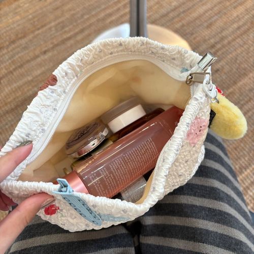 New cute little bear makeup bag for women portable large capacity outing storage bag commuting to work clutch bag