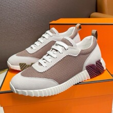 HERMES���R��Bo�W���A�^ϵ����Ь��ĥ�͎��\�����eЬ��Ů���׻�ɫ