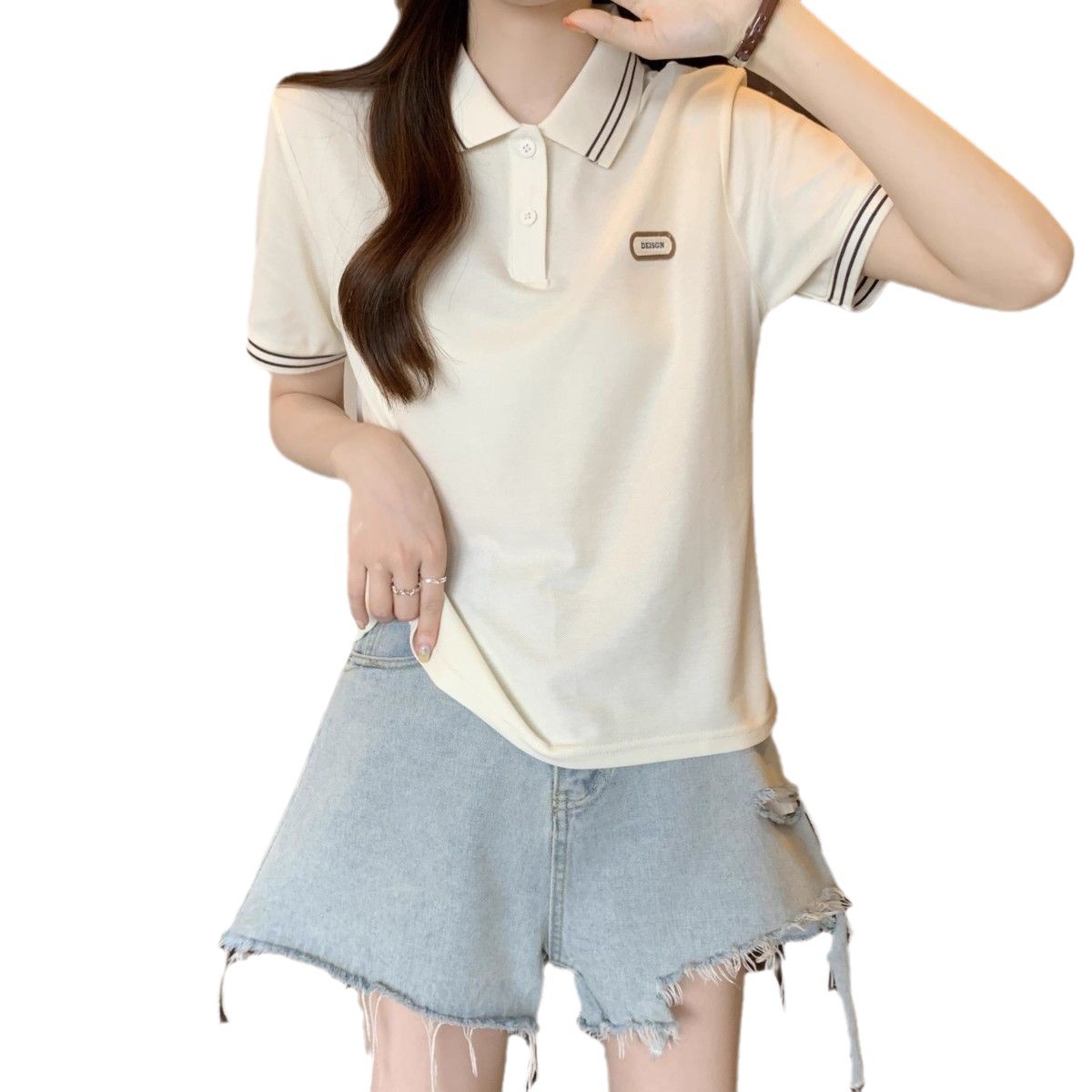 Camiseta suelta de manga corta de verano de talla grande para mujer Gordo mm delgado que cubre los hombros de la carne Estilo universitario de moda Top con cuello Polo image 6