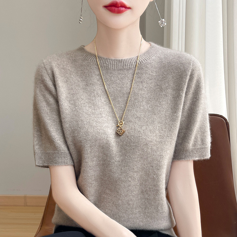 Casual Women's Short-Sleeved Round Neck Pullover Short Solid Color Bottoming Mid-Sleeve Sweater Loose Half-Sleeved Knitted Top