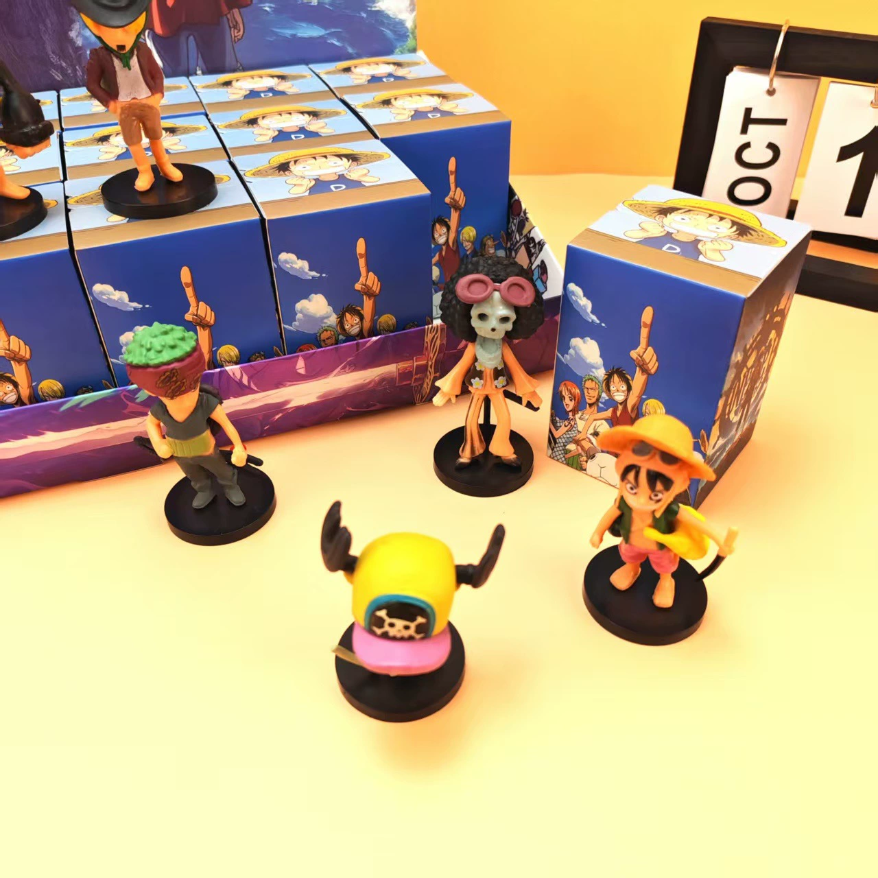 Хит продаж: фигурки One Piece, двумерные фигурки, слеп-боксы, куклы Луффи, детские маленькие подарки, слеп-бокс игрушки