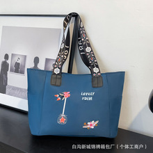 跨境新款时尚复古刺绣单肩防水手提包轻便简约大容量托特包妈妈包