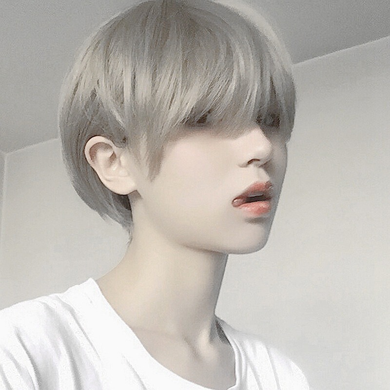 Two-dimensional anime cosplay fake hair men's fake real golden wig female tomboy oblique bangs short hair set Two-dimensional anime cosplay fake hair men's fake real golden wig female tomboy oblique bangs short hair set