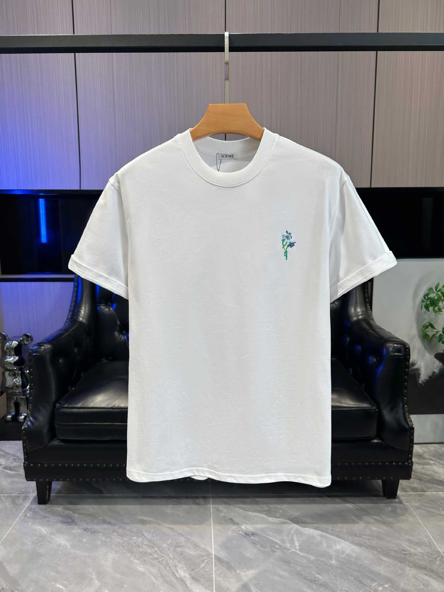 H102 화이트