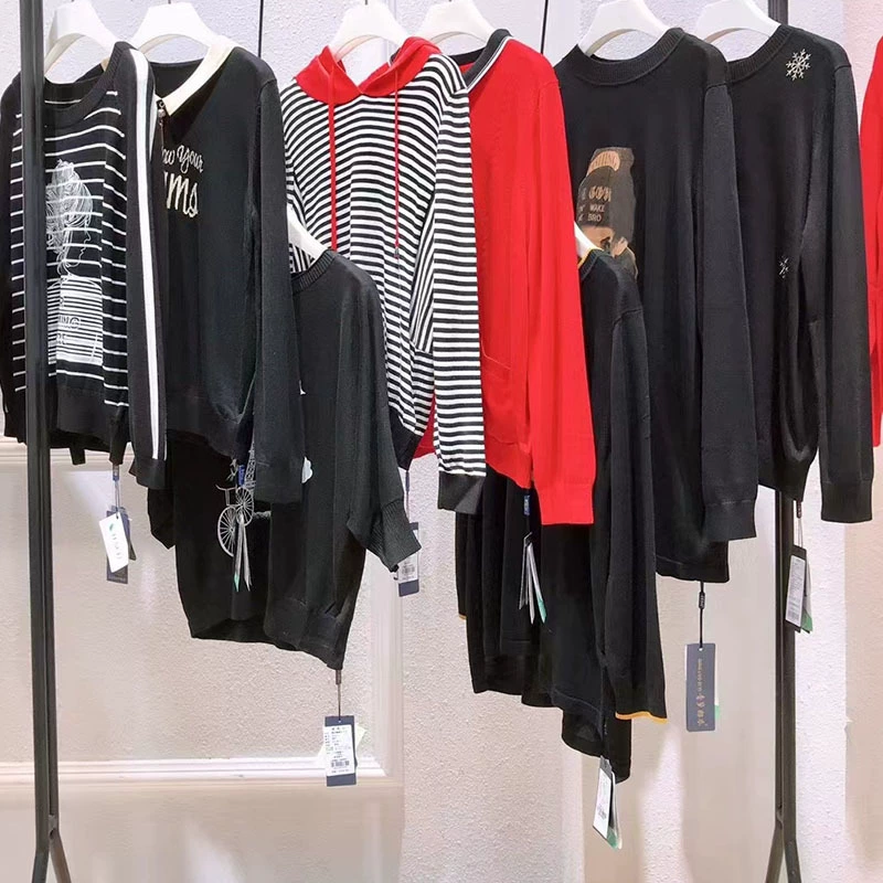 Tiss 22 Осенний трикотаж Lisel с круглым вырезом